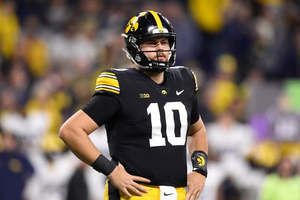 Good news! The golf bar that offered free beer until Iowa scored in the Big Ten Championship Game didn’t go bankrupt