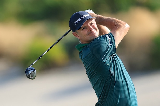 justin-rose-finds-a-swing-feel-trick-with-a-…-swim-paddle?