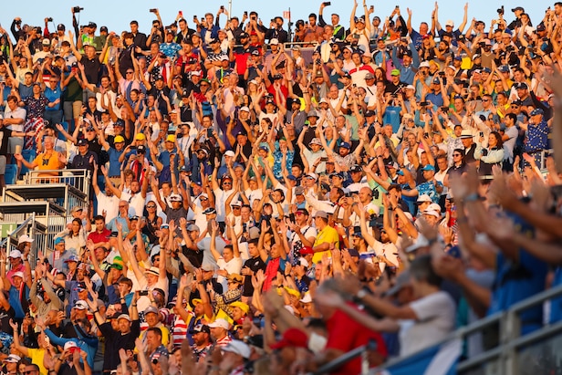 ryder-cup-2023:-watch-this-wild-scene-of-fans-racing-to-reach-grandstand-at-first-tee