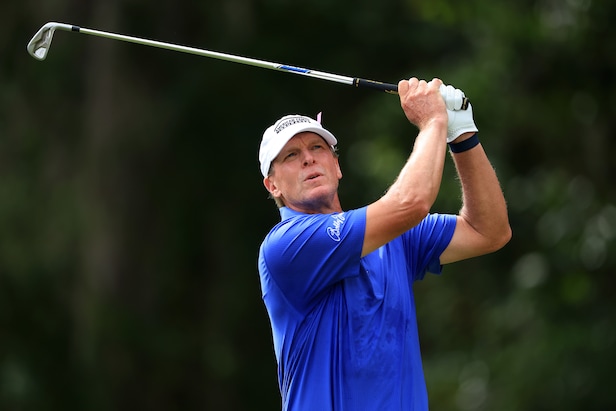 with-his-dad-hospitalized,-steve-stricker-wds-from-schwab-cup-finale