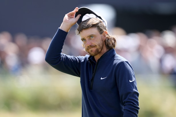 british-open-2023:-tommy-fleetwood-opens-with-66-after-getting-an-earful-from-his-caddie-about-being-‘hometown’-favorite