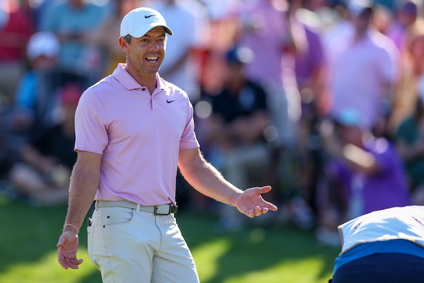 rory-mcilroy-demolishes-xander-schauffele,-everyone-else,-to-head-to-valhalla-on-fire