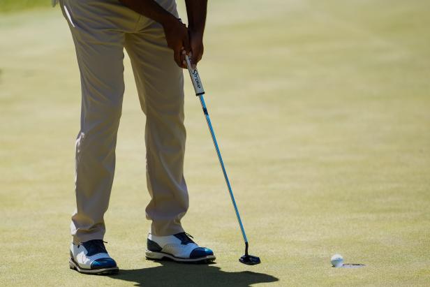 Watch Anirban Lahiri miss two-foot par putt to win LIV Golf event in Spain