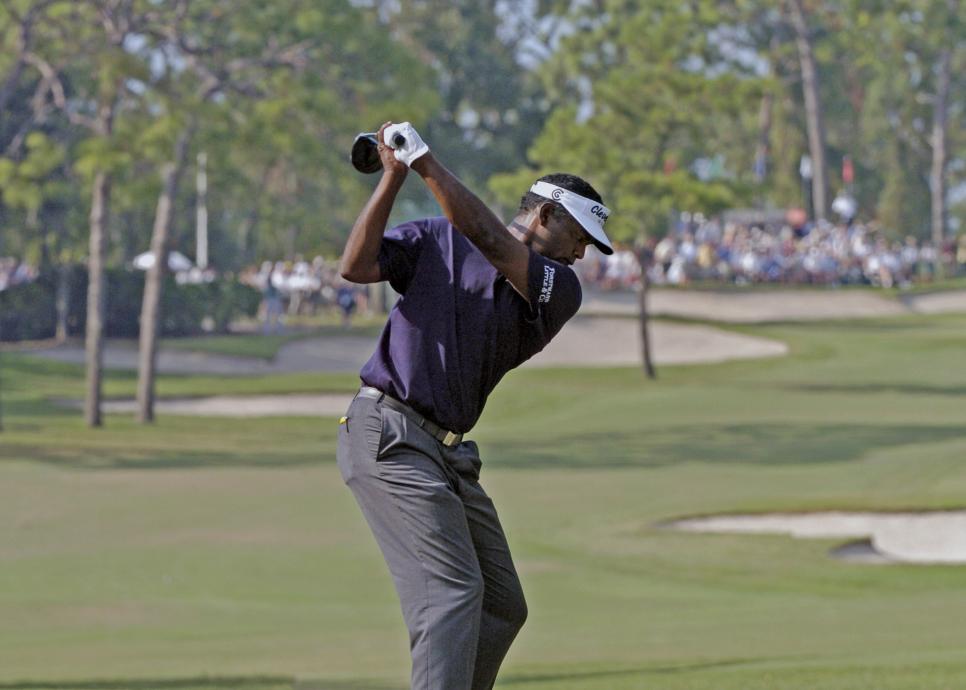 The swing tweaks that vaulted Vijay Singh past Tiger Woods 20 years ago – Australian Golf Digest