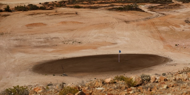 Outback Aussie dirt golf course can claim this one-of-a-kind arrangement with St. Andrews