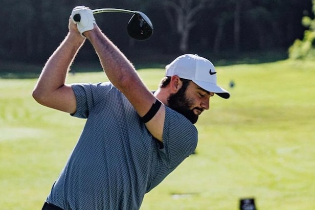 scottie-scheffler-unveils-full-beard-at-kapalua,-looks-eerily-like-jon-rahm