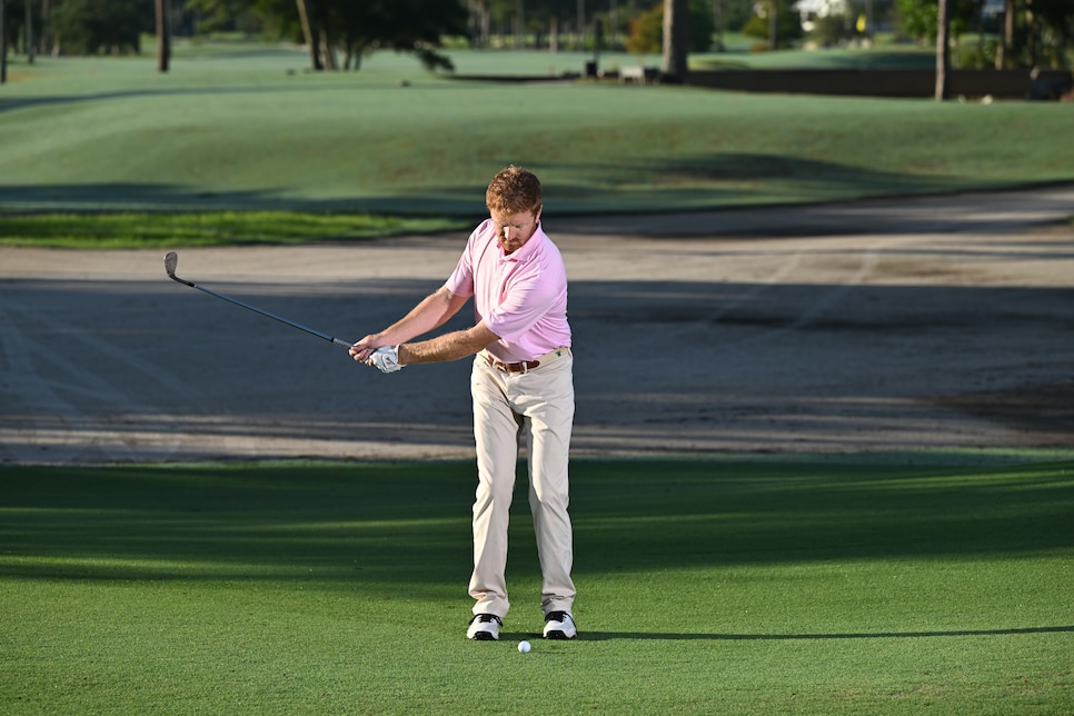 https://www.golfdigest.com/content/dam/images/golfdigest/fullset/2025-instruction/Z81_2893A.jpg