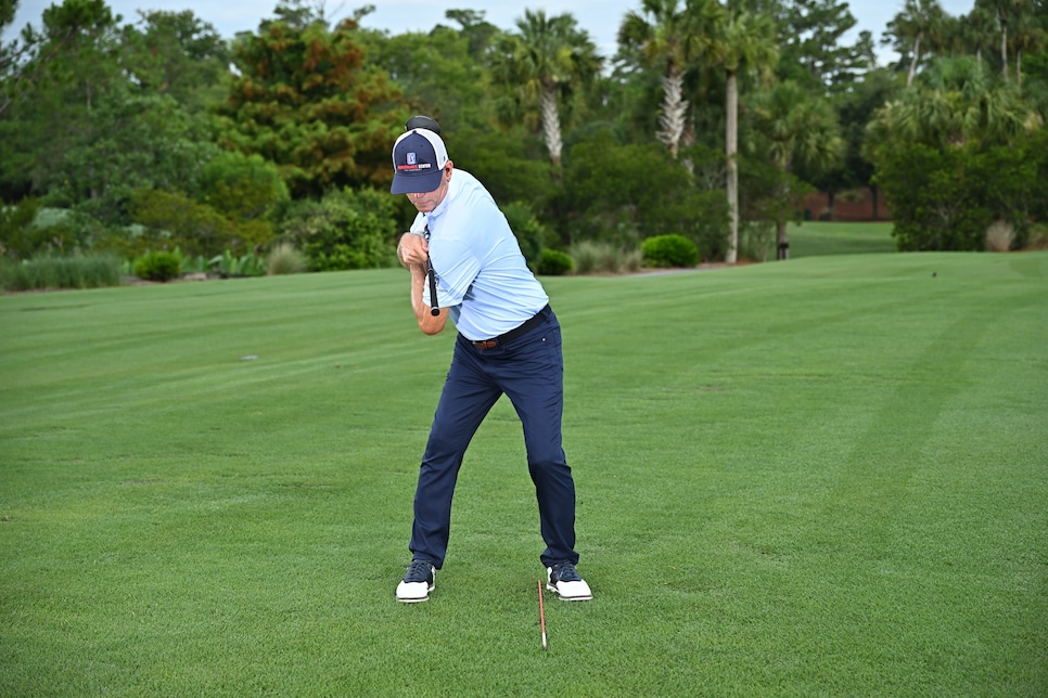 https://www.golfdigest.com/content/dam/images/golfdigest/fullset/2025-instruction/Z82_3469A.jpg