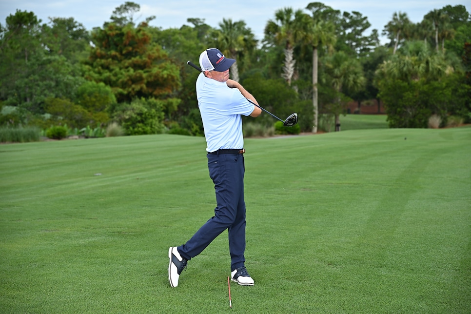 https://www.golfdigest.com/content/dam/images/golfdigest/fullset/2025-instruction/Z82_3472A.jpg