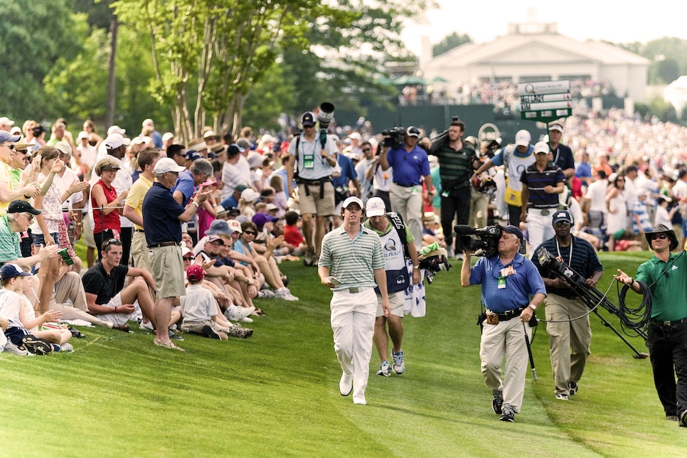 /content/dam/images/golfdigest/fullset/2025/5/rory-2010-quail-hollow-walking-cameras-pga.jpg