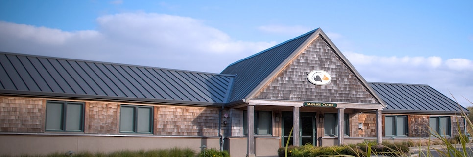 https://www.golfdigest.com/content/dam/images/golfdigest/fullset/2025/6/Bandon Dunes Massage Center.jpg