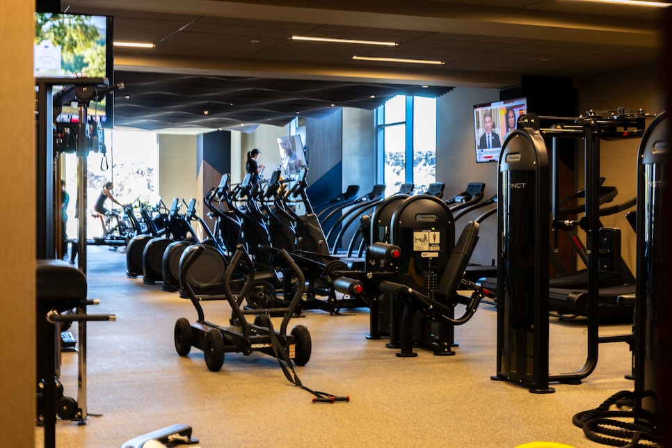 https://www.golfdigest.com/content/dam/images/golfdigest/fullset/2025/black-desert-gym.jpg