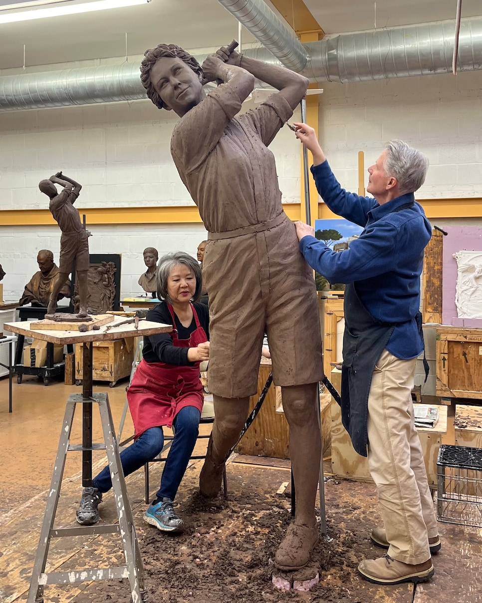 https://www.golfdigest.com/content/dam/images/golfdigest/fullset/2025/mickey-wright-sculpture-1.jpeg