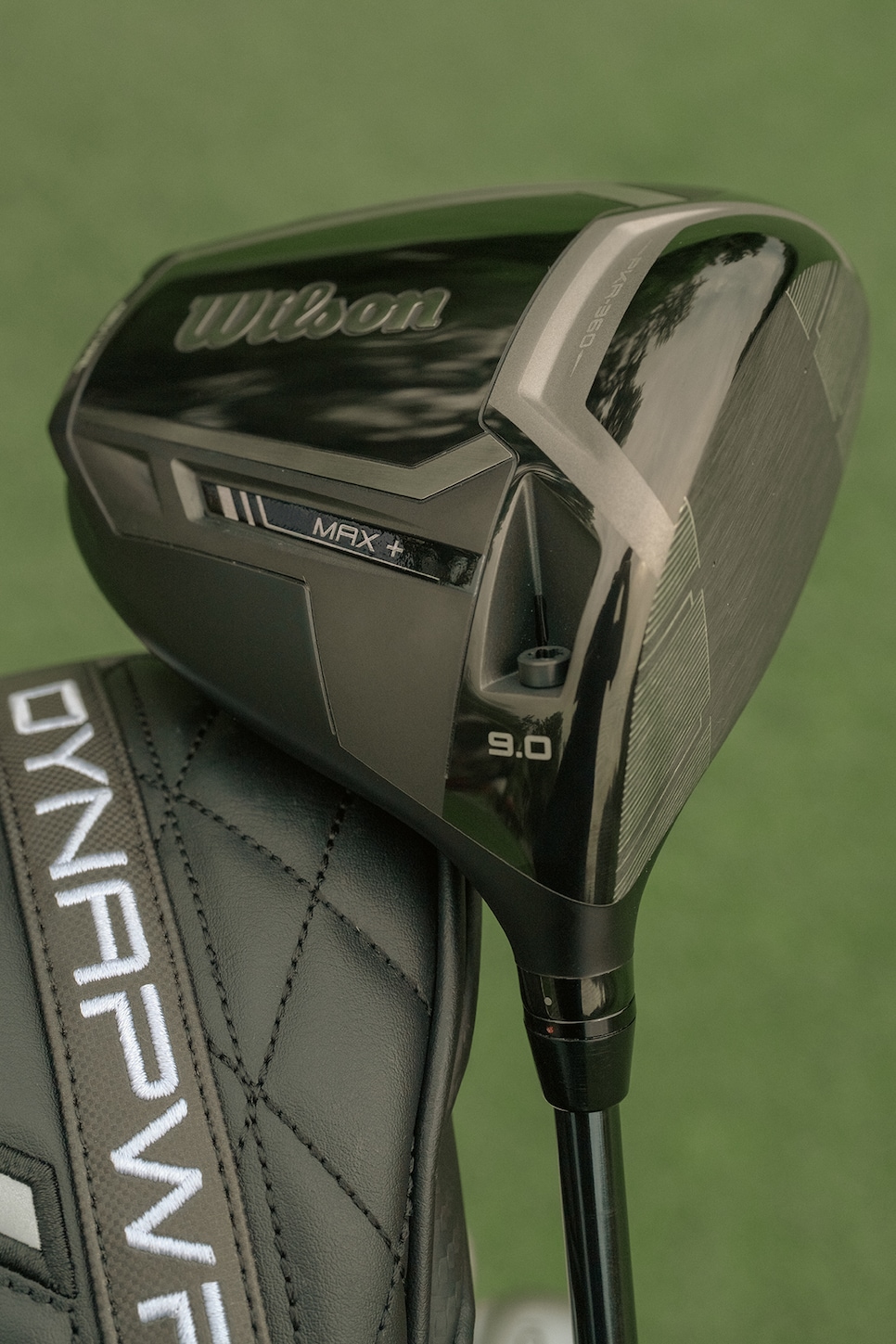 /content/dam/images/golfdigest/fullset/2026/1/Wilson DYNAPWR Max+_Premium Headcover.jpg