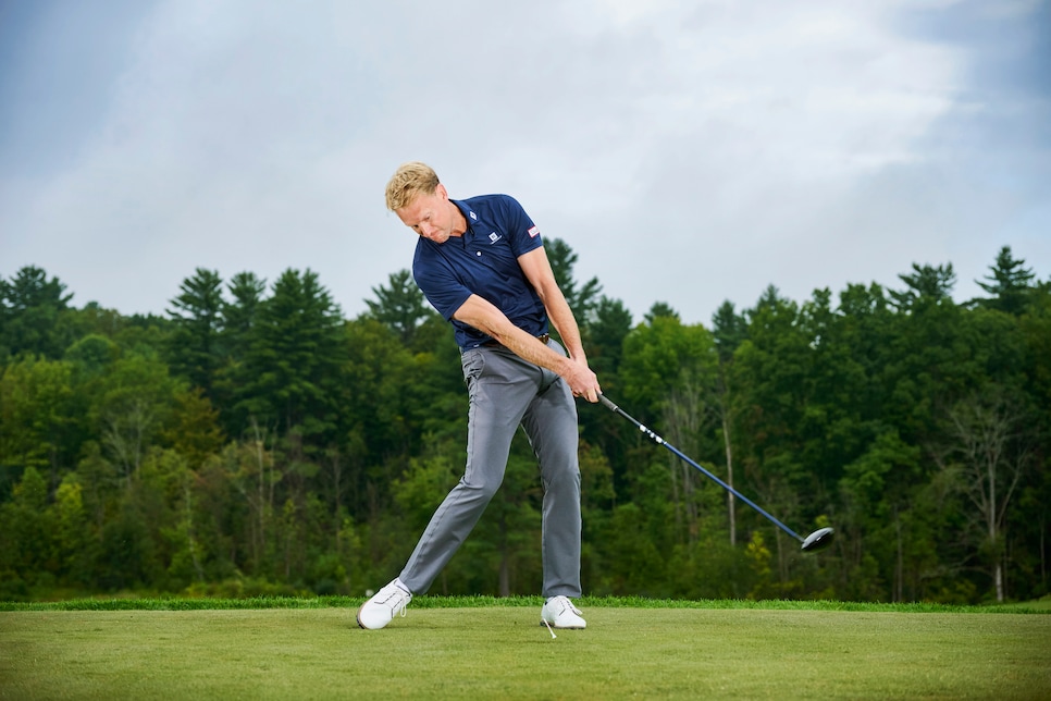 /content/dam/images/golfdigest/fullset/2026/2/GD0326_FEAT_CHIPPUTT_02.jpg