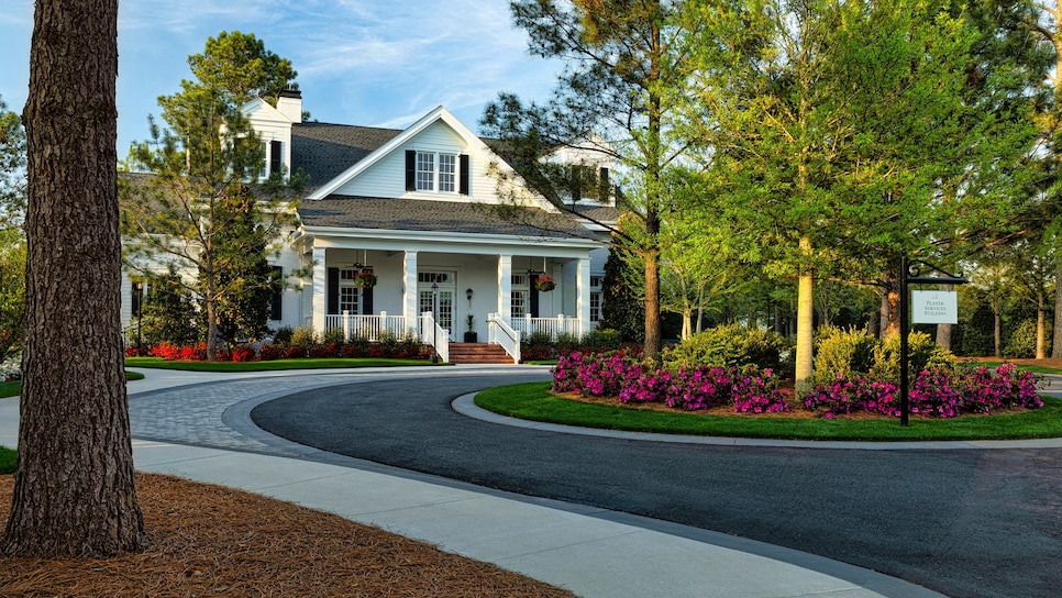 /content/dam/images/golfdigest/fullset/2026/3/Masters.players.entrance.jpg