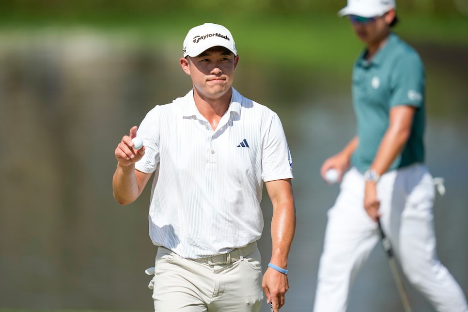 ORLANDO, FLORIDA - MARCH 08: Collin Morikawa does a ball wave on the eighth green during the final round of Arnold Palmer Invitational presented by Mastercard at Arnold Palmer's Bay Hill Club & Lodge on March 8, 2026 in Orlando, Florida. (Photo by Tracy Wilcox/PGA TOUR via Getty Images)