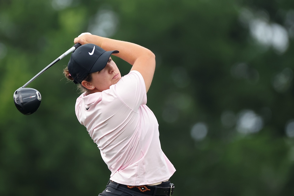 Amateur Farah O'Keefe has a Texas-sized personality, and her fan