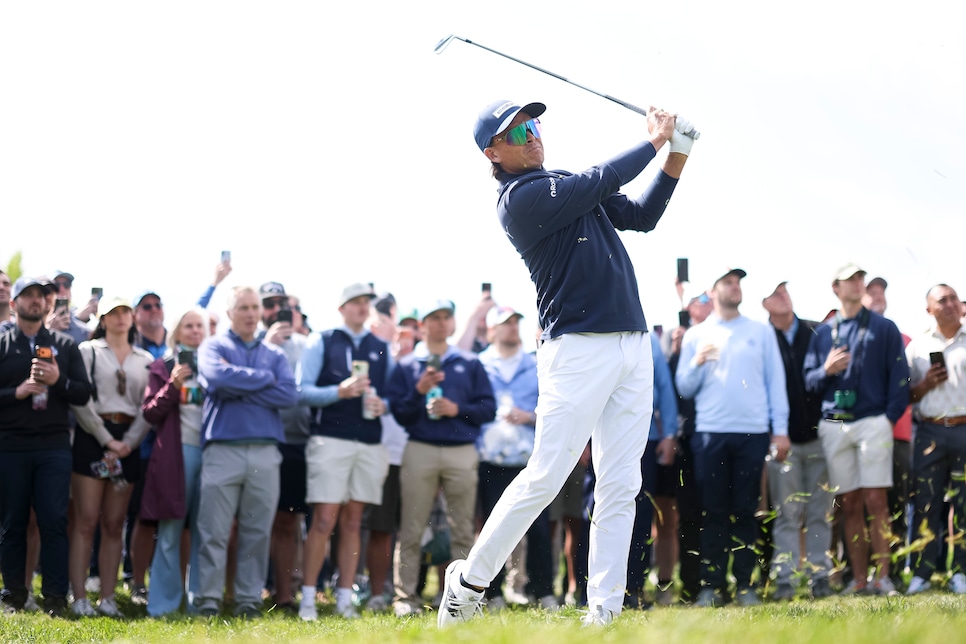 2276226617