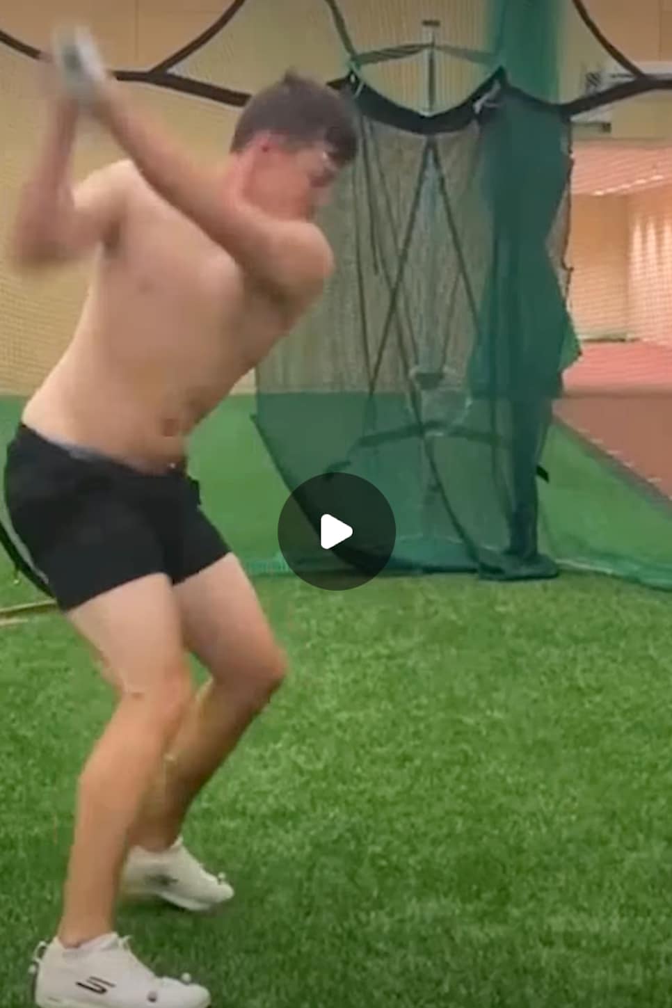 https://www.golfdigest.com/content/dam/images/golfdigest/fullset/2026/5/shirtless-matt-fitzpatrick-speed-training-2.jpg