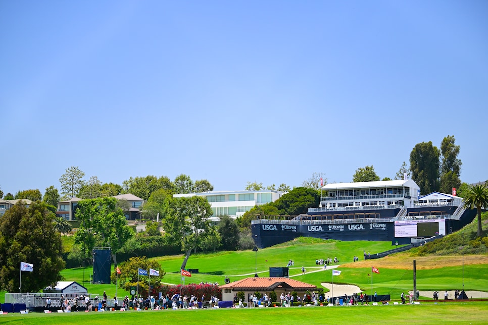 https://www.golfdigest.com/content/dam/images/golfdigest/fullset/2026/5/us-womens-open-2026-riviera-18th-green.jpg