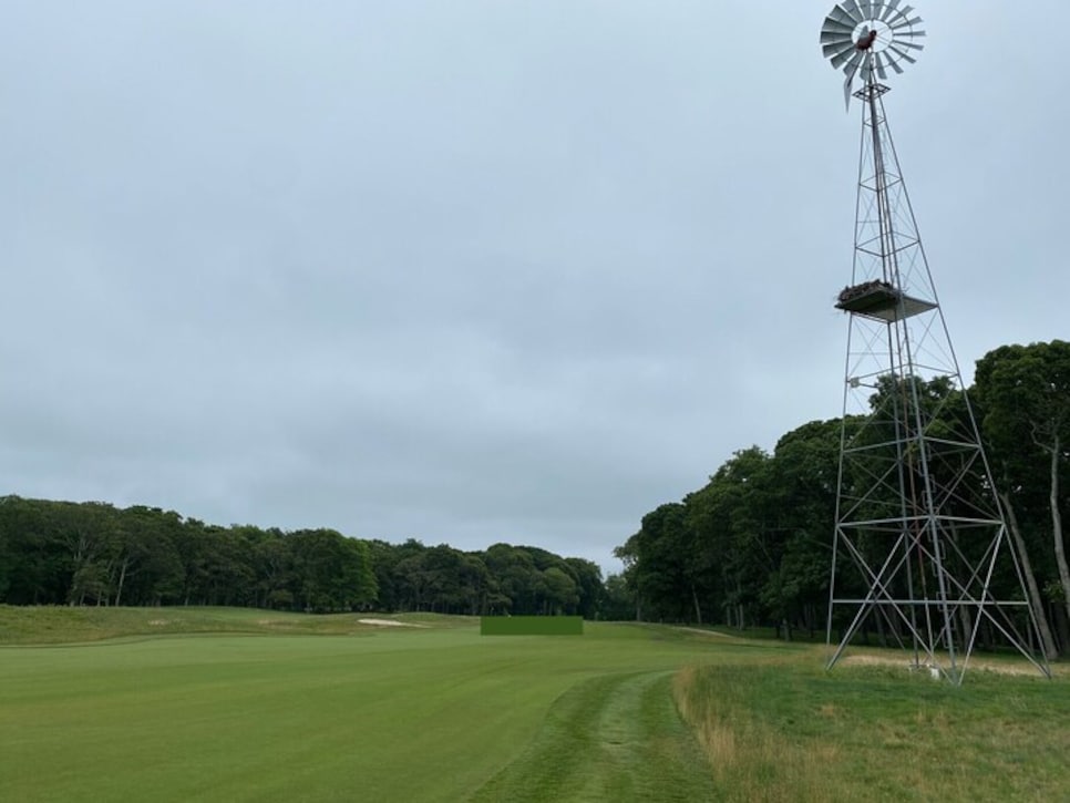 https://www.golfdigest.com/content/dam/images/golfdigest/fullset/2026/6/picwithblur_720.jpg
