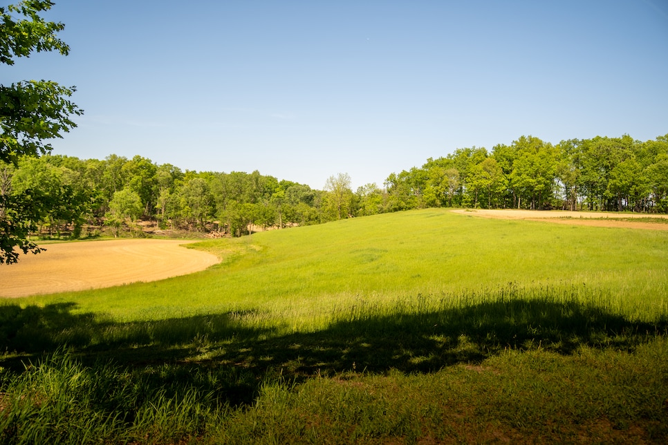 https://www.golfdigest.com/content/dam/images/golfdigest/fullset/2026/8/MW-8 (1).jpg
