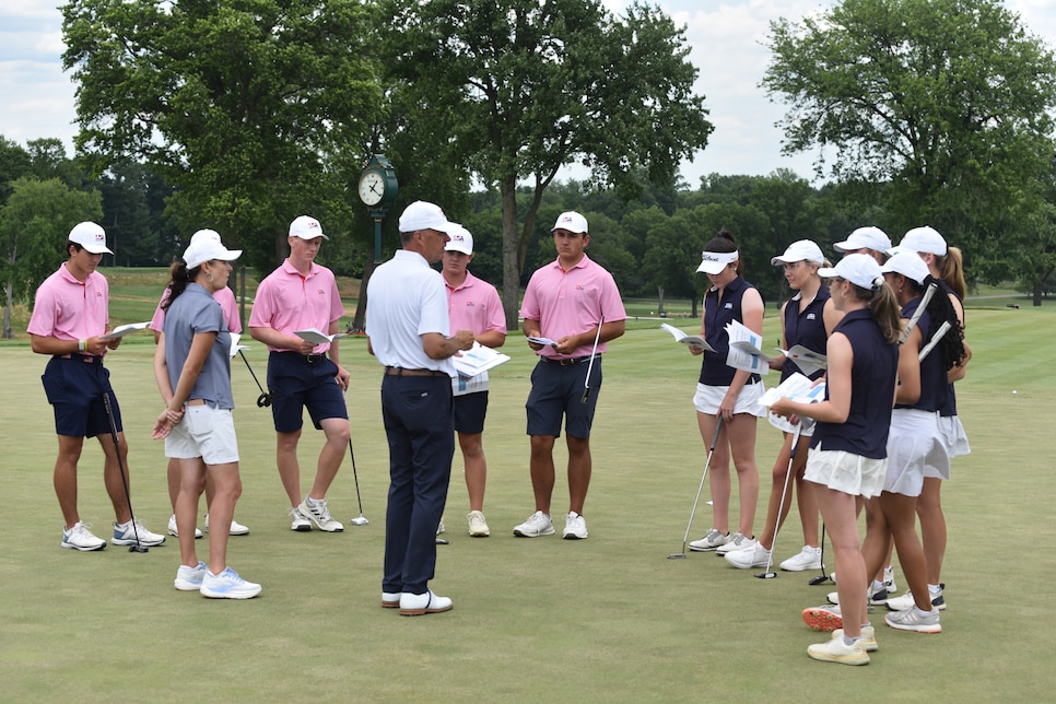 /content/dam/images/golfdigest/fullset/2026/8/pennsylvania-state-team-discussion.jpg
