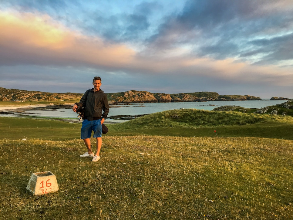 /content/dam/images/golfdigest/fullset/2026/9/GD0926_WHERE_NEXTWAVE_01.jpg