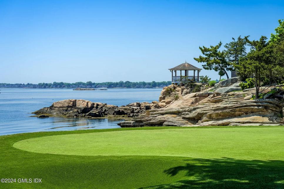 If you can’t get on Fishers Island, this Connecticut home might be the next best thing – Australian Golf Digest