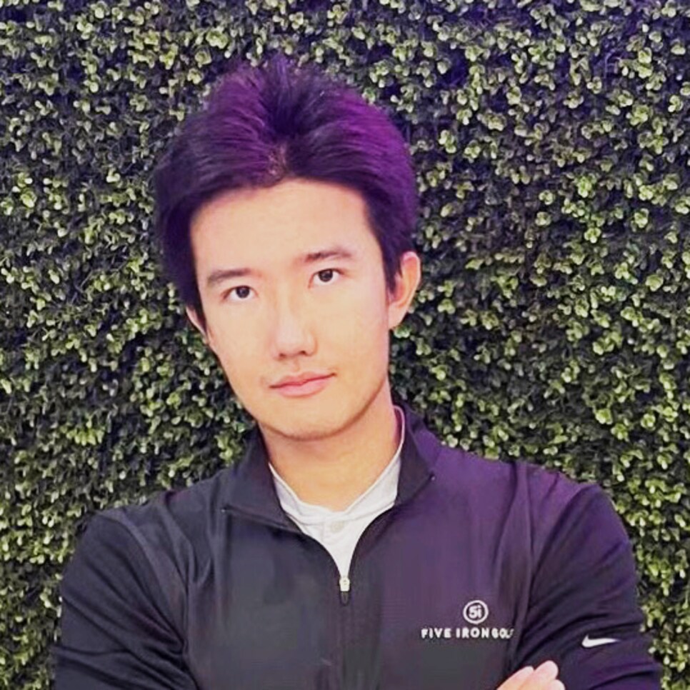 Yu Headshot.png