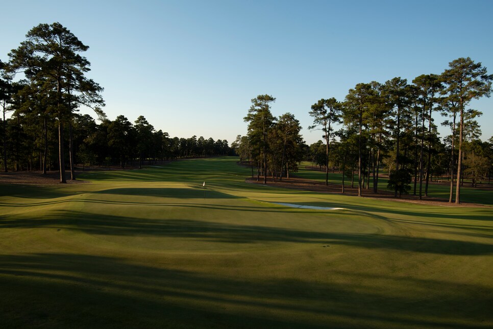 bluejack-national-eighteenth-hole-texas-21893