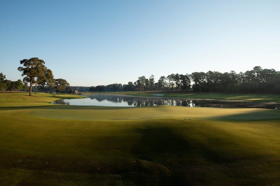 bluejack-national-seventh-hole-texas-21893