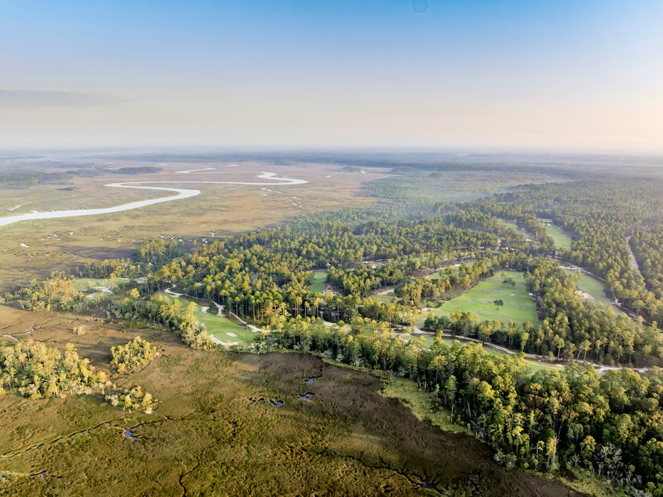 /content/dam/images/golfdigest/fullset/course-photos-for-places-to-play/4_Anson Point, Palmetto Bluff.jpg