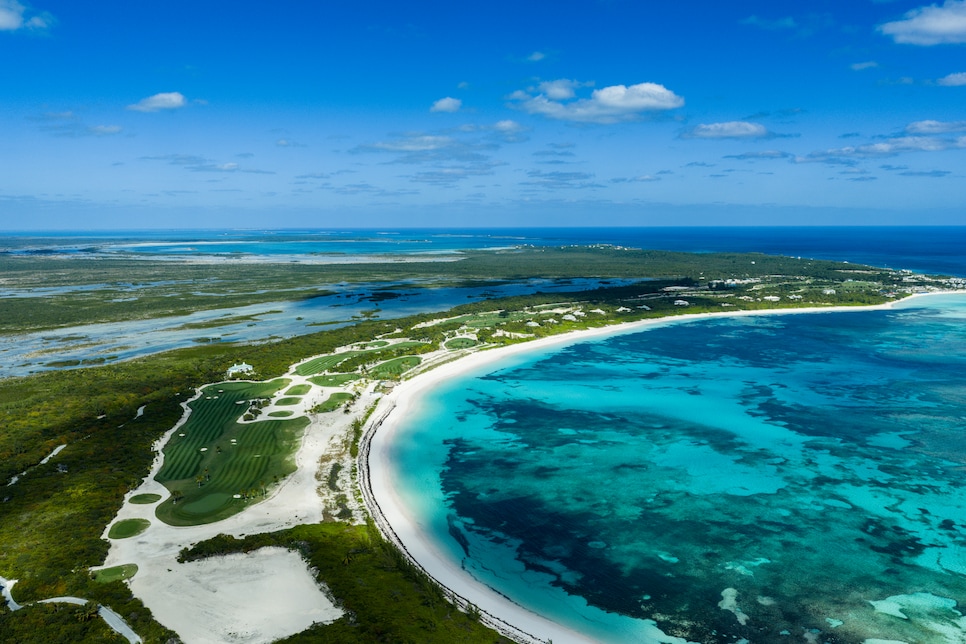 /content/dam/images/golfdigest/fullset/course-photos-for-places-to-play/Abaco Club Aerial of Front 9.jpg