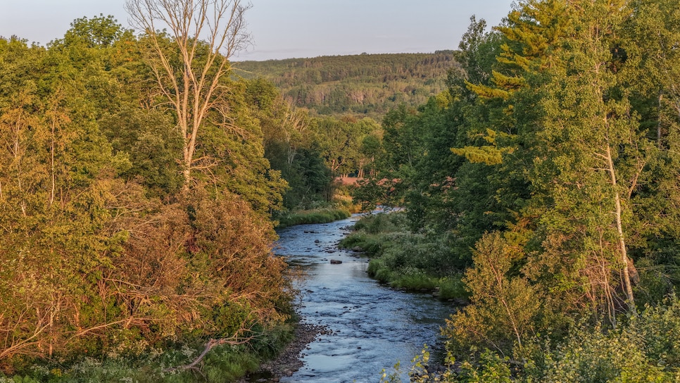 /content/dam/images/golfdigest/fullset/course-photos-for-places-to-play/Andrew Harvie_Cabot Wilds_River Phillip 2.jpg