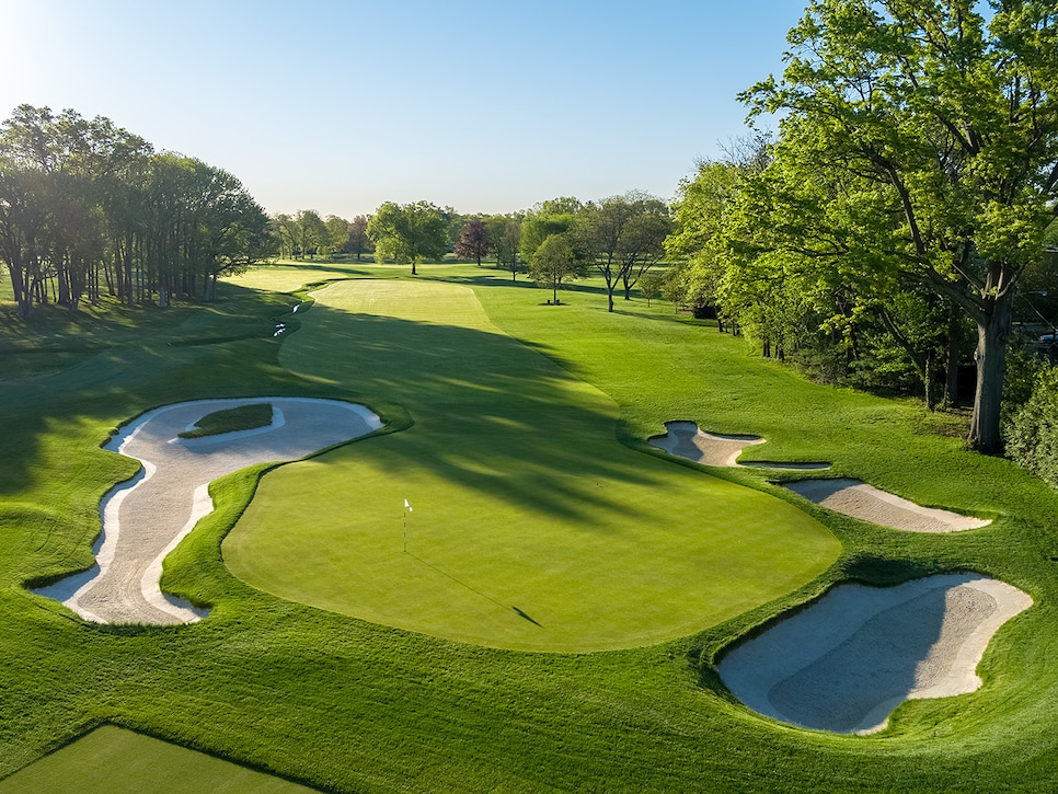 /content/dam/images/golfdigest/fullset/course-photos-for-places-to-play/Baltusrol_Lower13_DJI_0202-.jpg