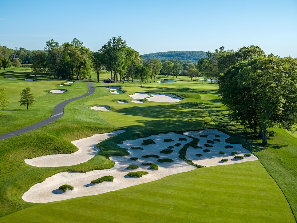 baltusrol-golf-club-lower-seventeenth-hole-7450