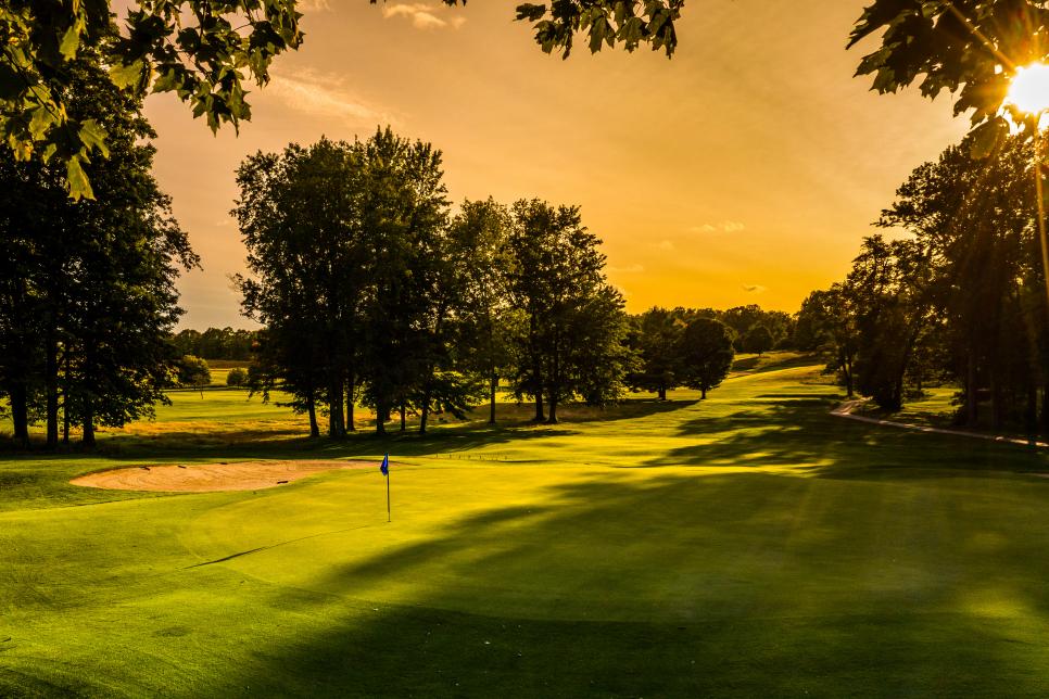 /content/dam/images/golfdigest/fullset/course-photos-for-places-to-play/BelvedereH14-DJI_00612.jpg