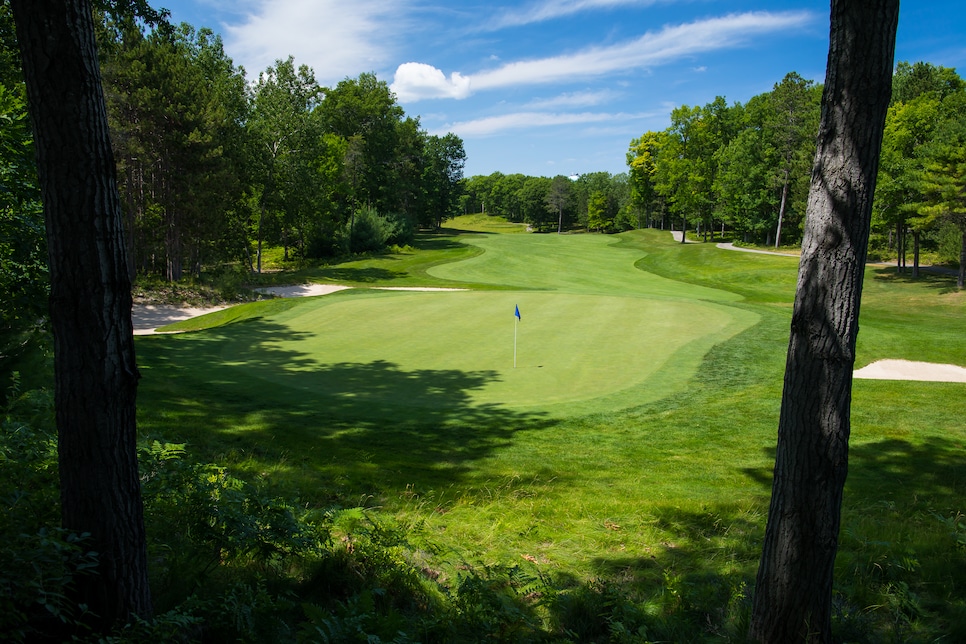 Black Lake Golf Club | Golf Courses | GolfDigest.com