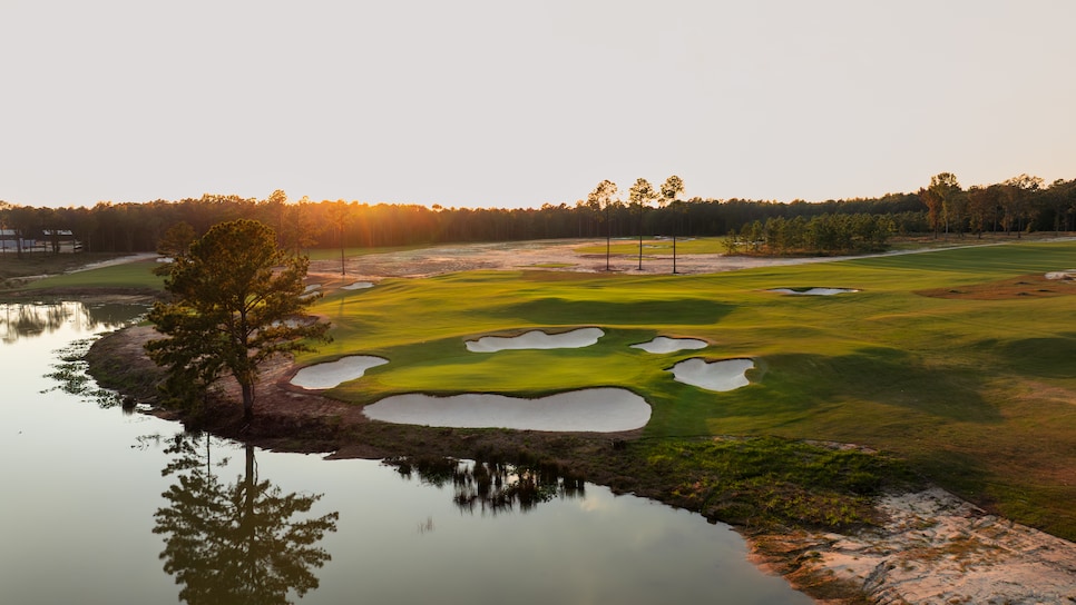 /content/dam/images/golfdigest/fullset/course-photos-for-places-to-play/Broomsedge_CarolinaPines_Kemper-22.jpg