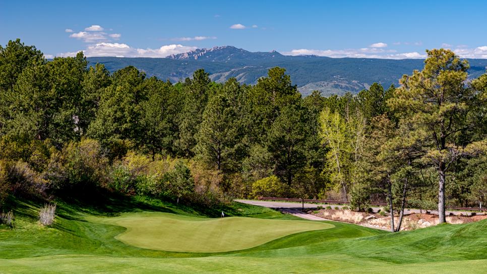 country-club-at-castle-pines-tenth-hole-12476
