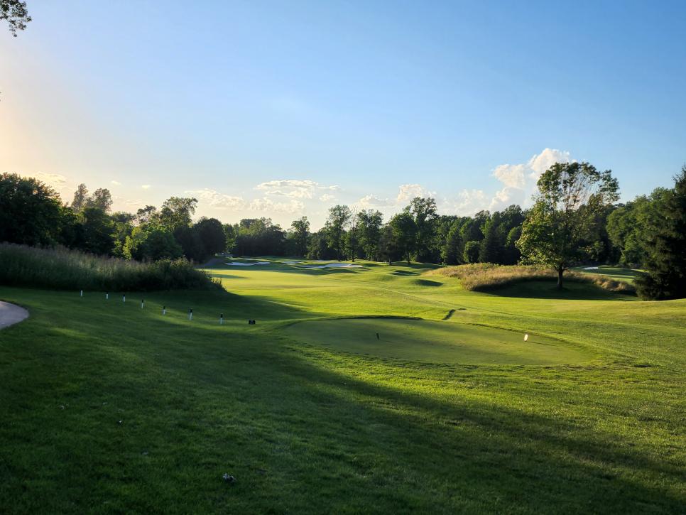 /content/dam/images/golfdigest/fullset/course-photos-for-places-to-play/Commonwealth-National-Pennsylvania-13507.jpg
