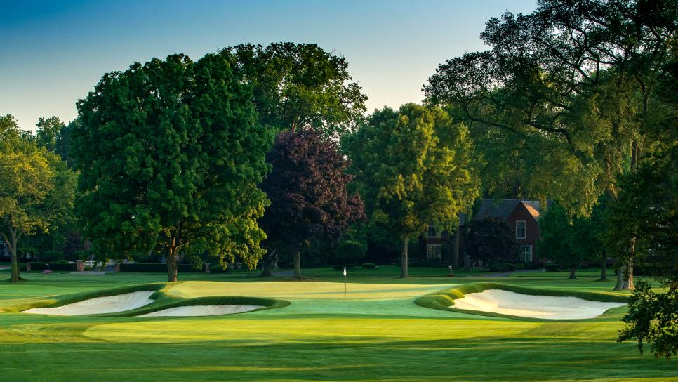 country-club-of-detroit-sixteenth-hole-5301