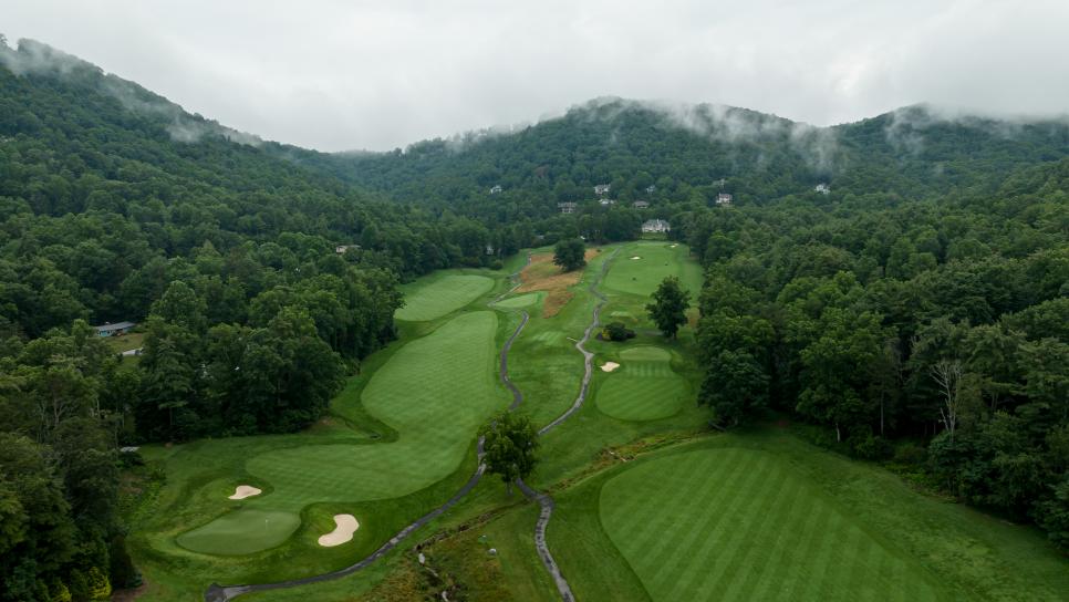 /content/dam/images/golfdigest/fullset/course-photos-for-places-to-play/Country-Club-of-Asheville-Birdseye-6764.jpg