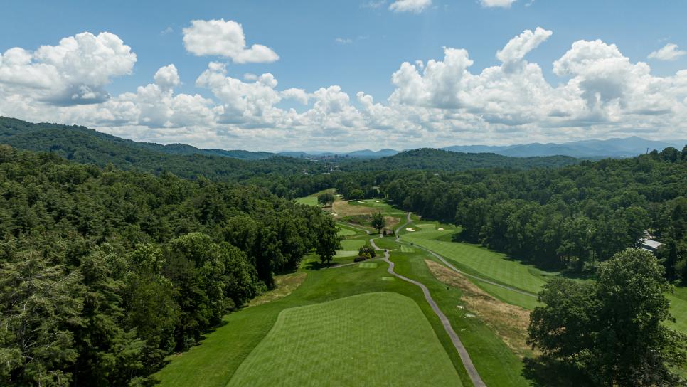 /content/dam/images/golfdigest/fullset/course-photos-for-places-to-play/Country-Club-of-Asheville-Views-6764.jpg