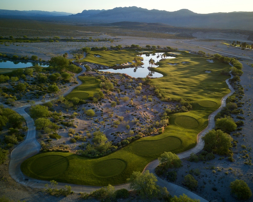/content/dam/images/golfdigest/fullset/course-photos-for-places-to-play/Coyote_Springs_Nevada.jpg