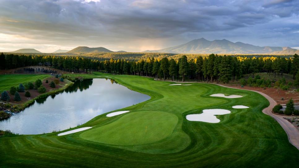 /content/dam/images/golfdigest/fullset/course-photos-for-places-to-play/Flagstaff-Ranch-Golf-Club-Hole1-19206.JPG