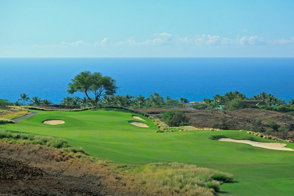 /content/dam/images/golfdigest/fullset/course-photos-for-places-to-play/Hapuna-Hole12-Hawaii-16220.jpg