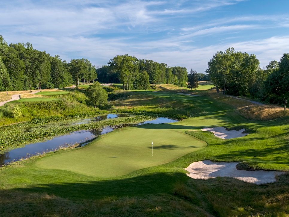 the-golf-club-at-harbor-shores-eleventh-hole-24827